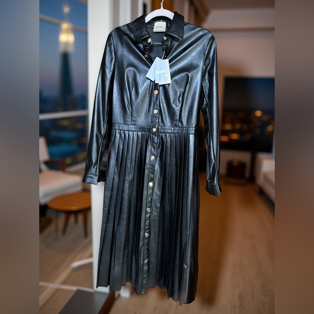 Elie Tahari NWT Sz 4 Grunge Black Faux Leather Pleated Skirt Midi Dress (0726)